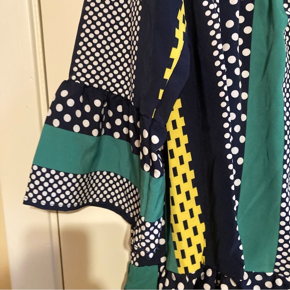 Plus patchwork print flounce sleeve ruffle hem dress - Picture 3 of 6